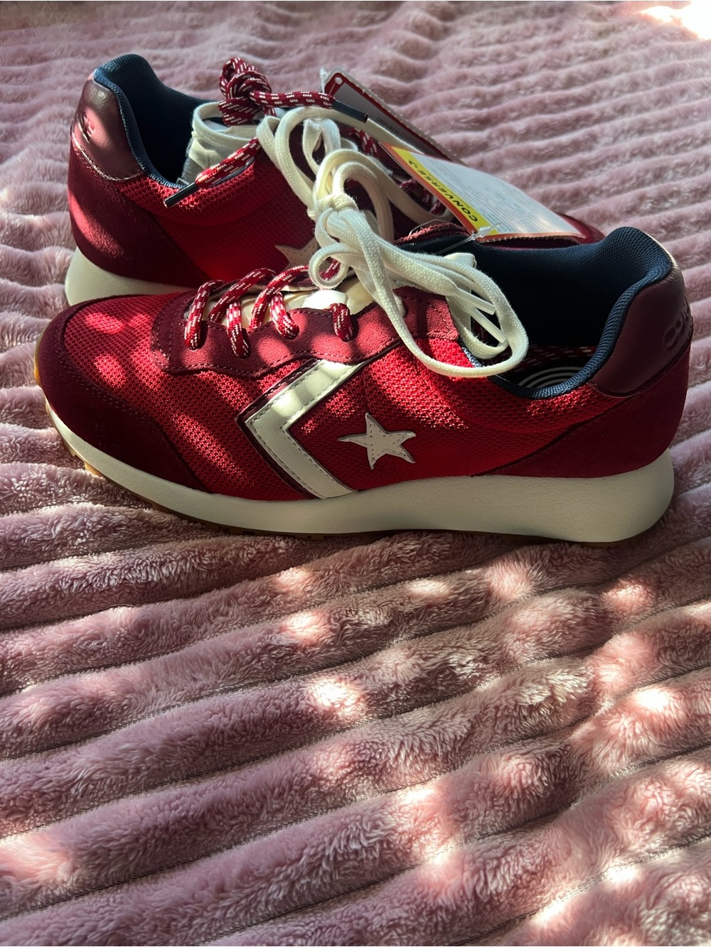Converse SAMPLE Red and White Star Low-Top Sneakers